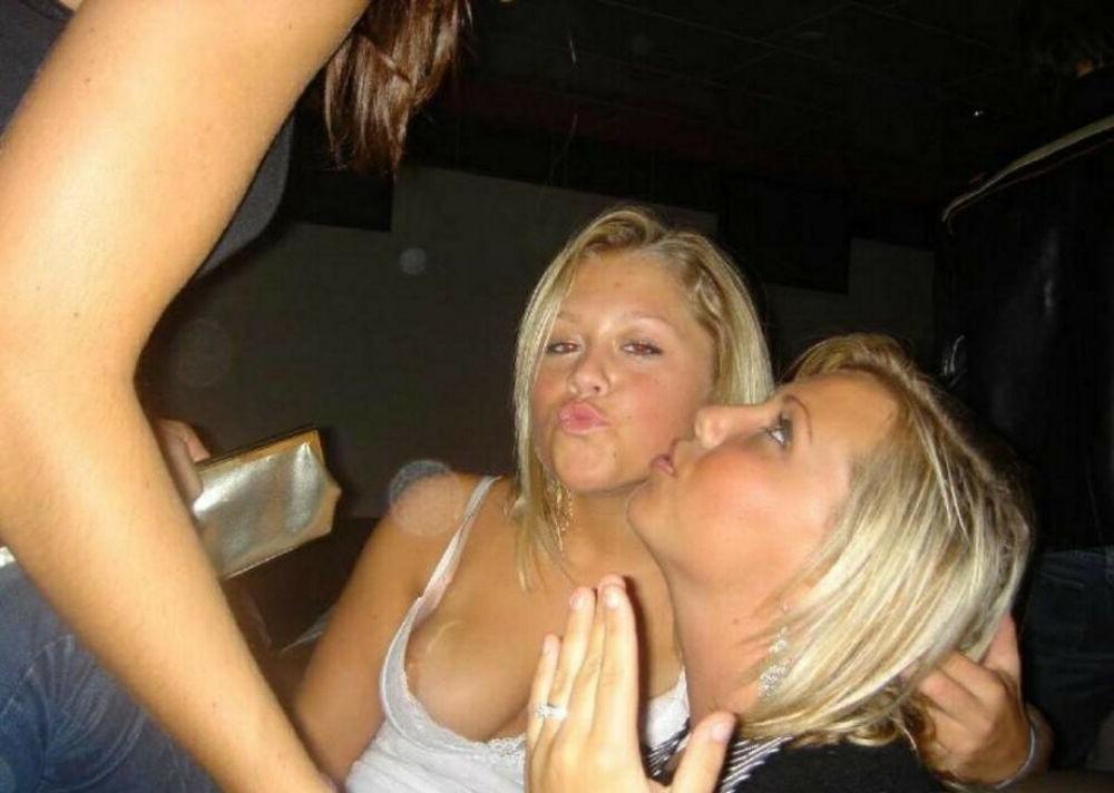 15P Teen lesbian gfs are licking and kissing  9