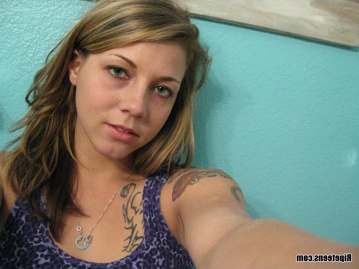 16P Tattoed Kadence taking pictures in the bathroom