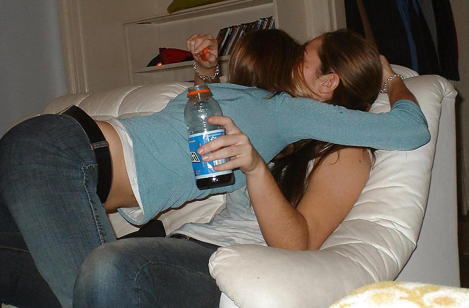 25P Queens in jeans LX - Lesbians