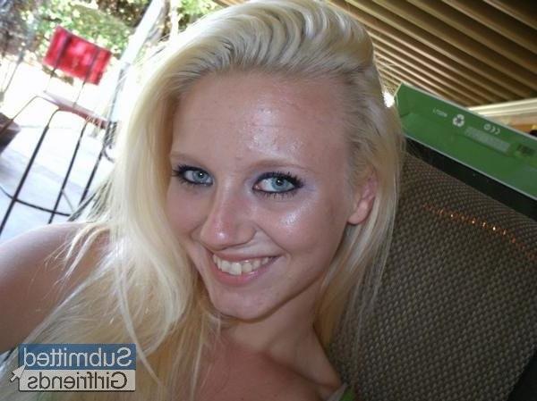 15P Private pictures from a freshly dumped girlfriend