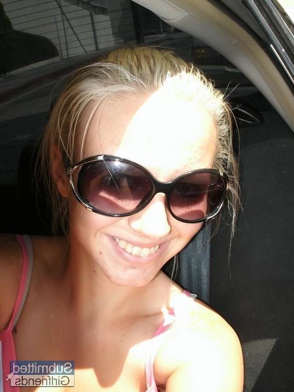 15P Private pictures from a freshly dumped girlfriend