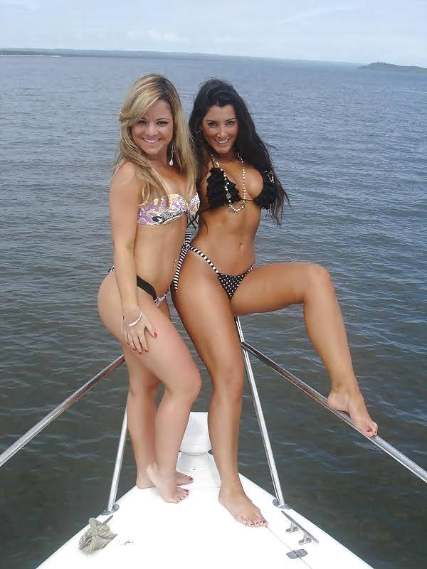 25P Brazilian young girls 