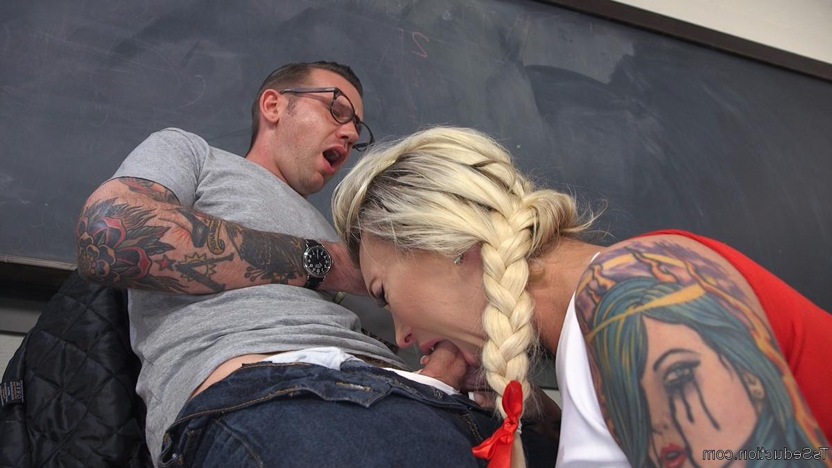 20P TS babe bribes her tutor with her fat cock!
