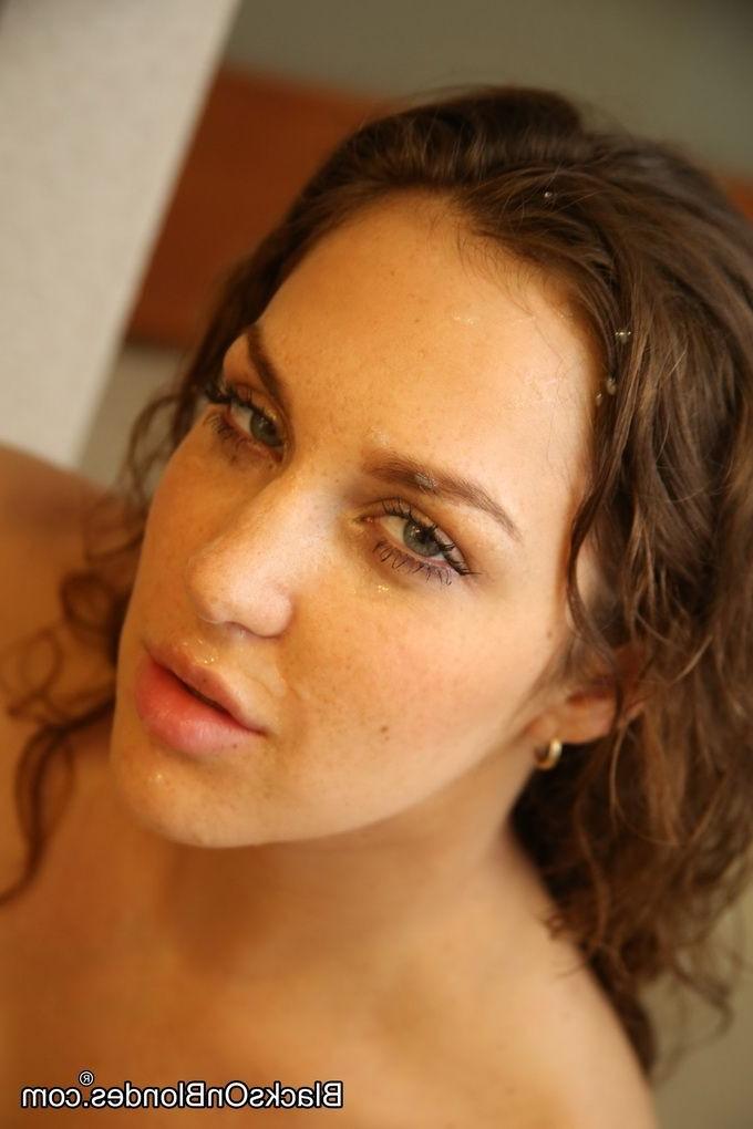 16P Boobed Kiera King in interracial anal after shower