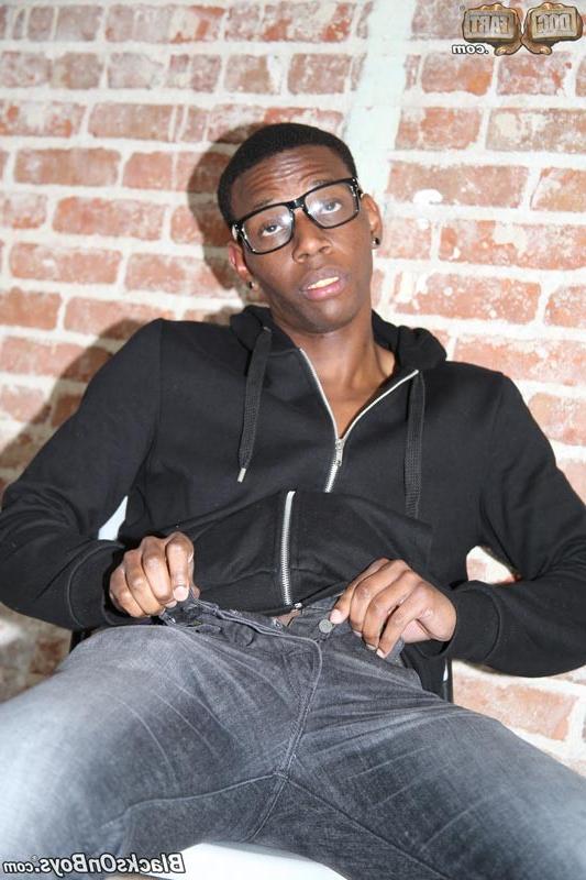 15P White College Boy Stuffed With BBC