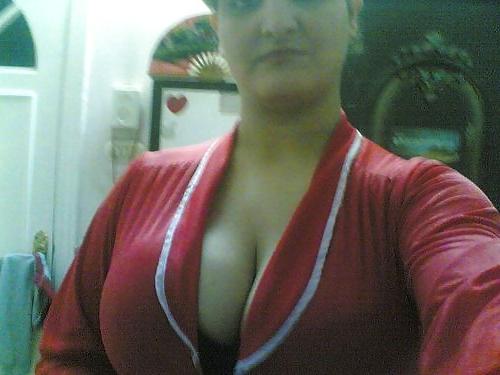 19P Fat arab