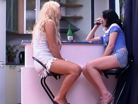 20P Sexy lesbian girls doing each other in asses with strapon
