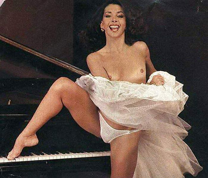 10P Brazilian Playboy Magazine Of 80 Years - Betty faria
