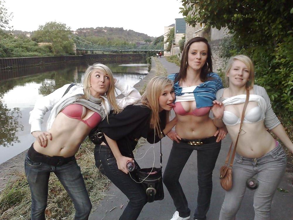 25P Sexy girls in jeans 6