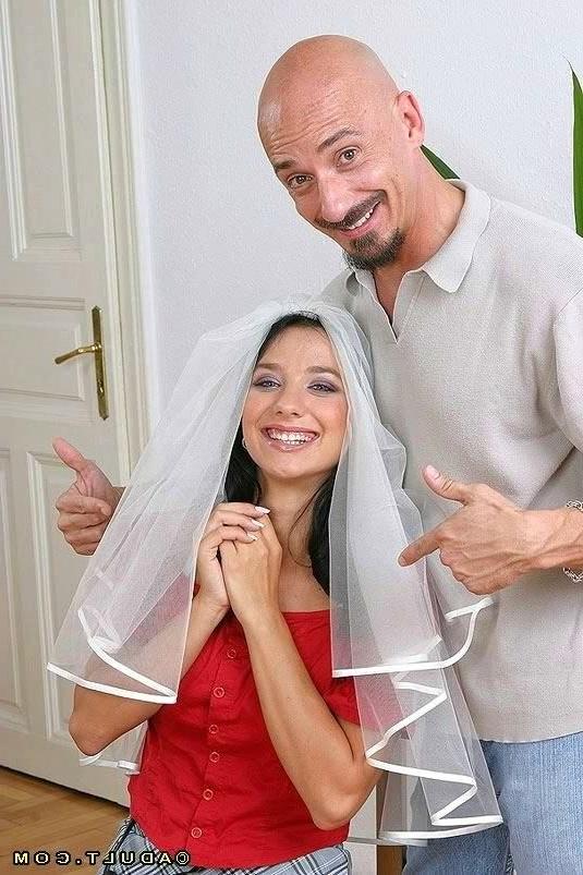 16P Dirty bride getting her pussy and anal fucked