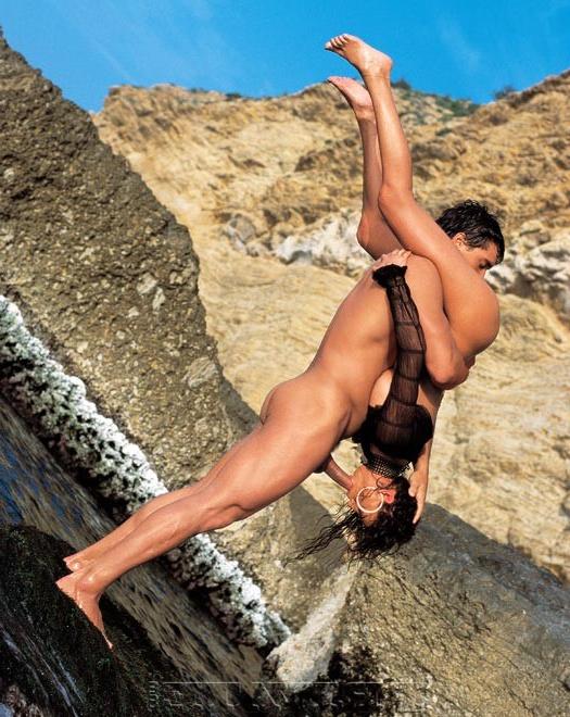 16P Brazilian star Olivia del Rio assfucked on a rocky beach