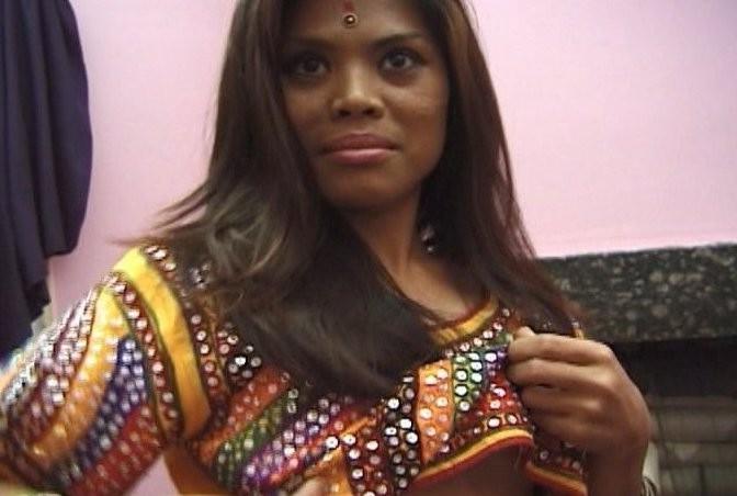 16P Hot indian chick giving blowjob and getting ass fucked