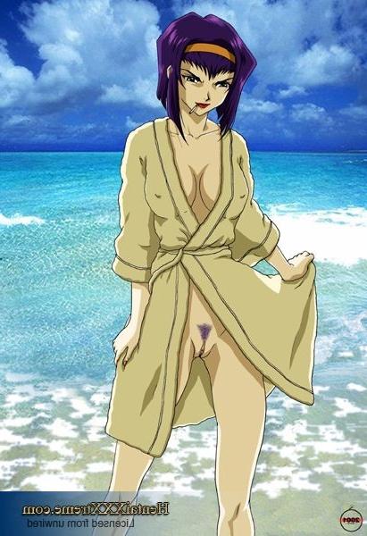 12P Big fleshy mountains accent the most petite of bodies