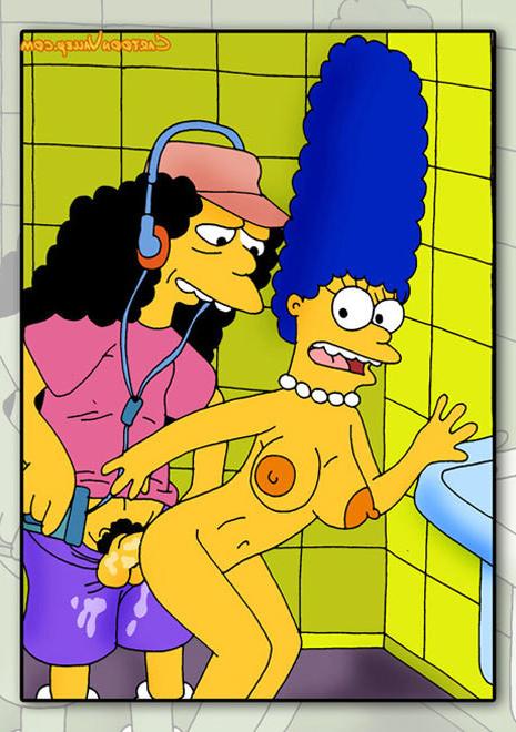 12P Lovely Marge Simpson in stockings massaging schlong
