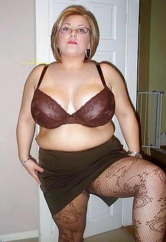 25P Curvy MAture3