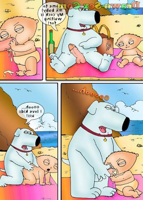10P Griffins Family on the beach
