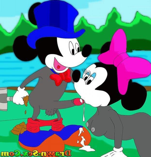15P Mickey Mouse and Donald Duck sucking and fucking hardcore