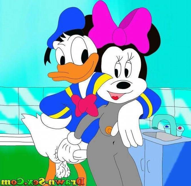 15P Mickey Mouse and Donald Duck sucking and fucking hardcore