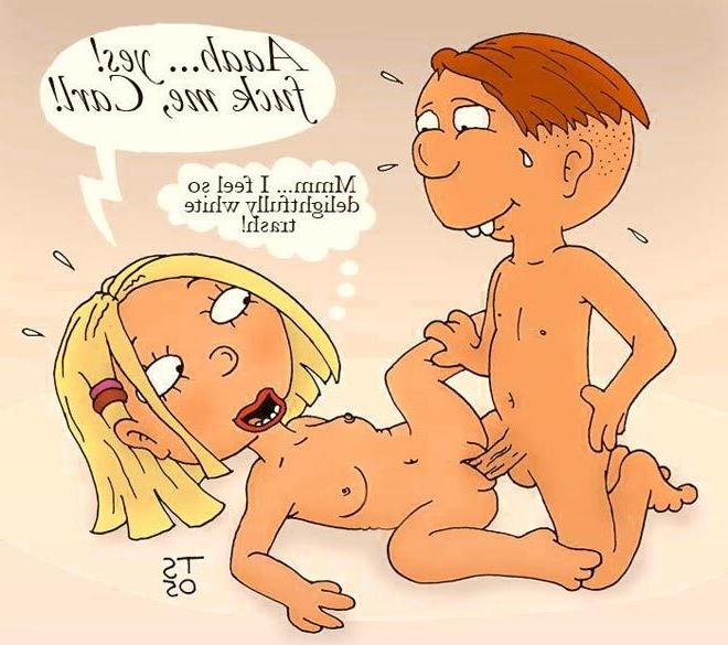 12P Sweet Meg Griffin with huge sextoy swallows fat dick