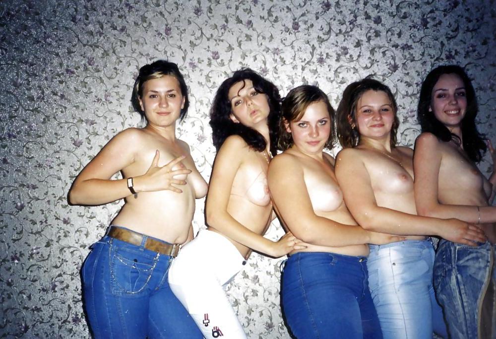 25P Queens in jeans LXXIV Hand- and Blowjobs