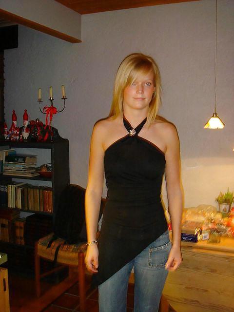 25P Queens in jeans LXXIV Hand- and Blowjobs
