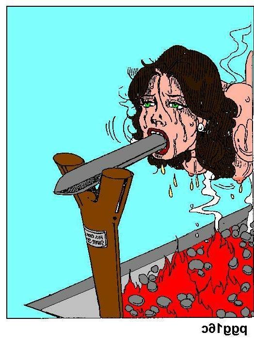 15P beautiful women impaled on sharp poles horror