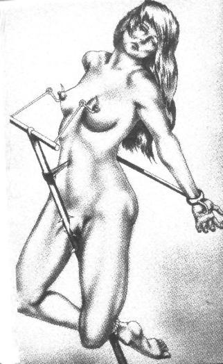 15P women tormented nipple rings pulled