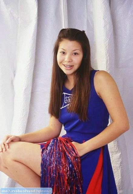 15P Hottie Asian cheerleader stripping for you