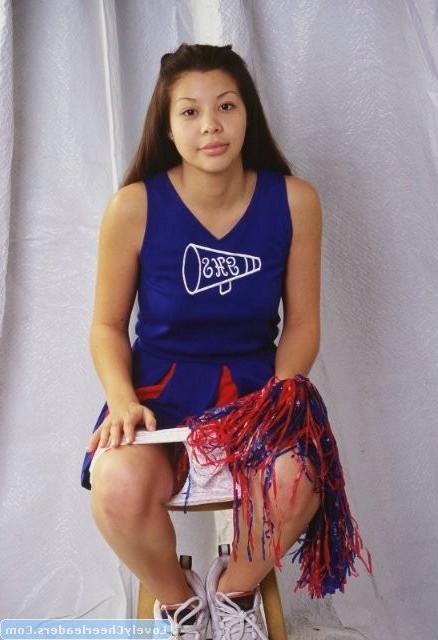 15P Hottie Asian cheerleader stripping for you