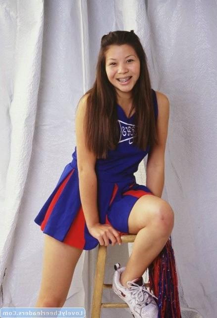 15P Hottie Asian cheerleader stripping for you