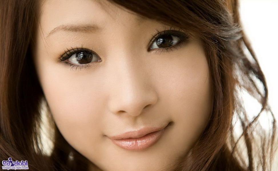 15P Japan cutie Suzuka Ishikawa showing tits and pussy