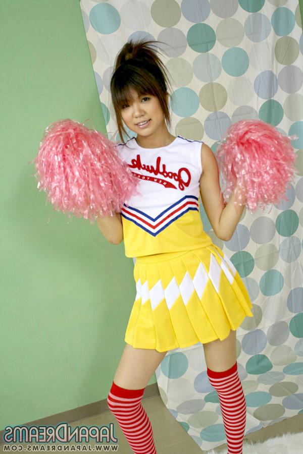16P Japanese Rika in cheerleader outfit spreads pussy