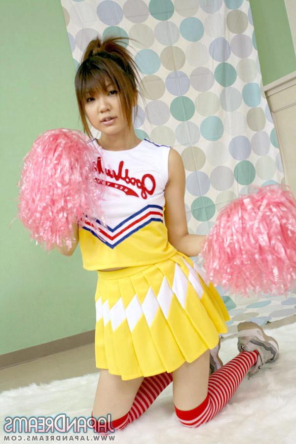 16P Japanese Rika in cheerleader outfit spreads pussy