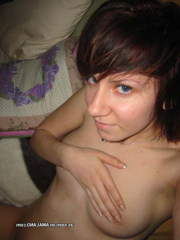 12P Emo short haired babe is nude