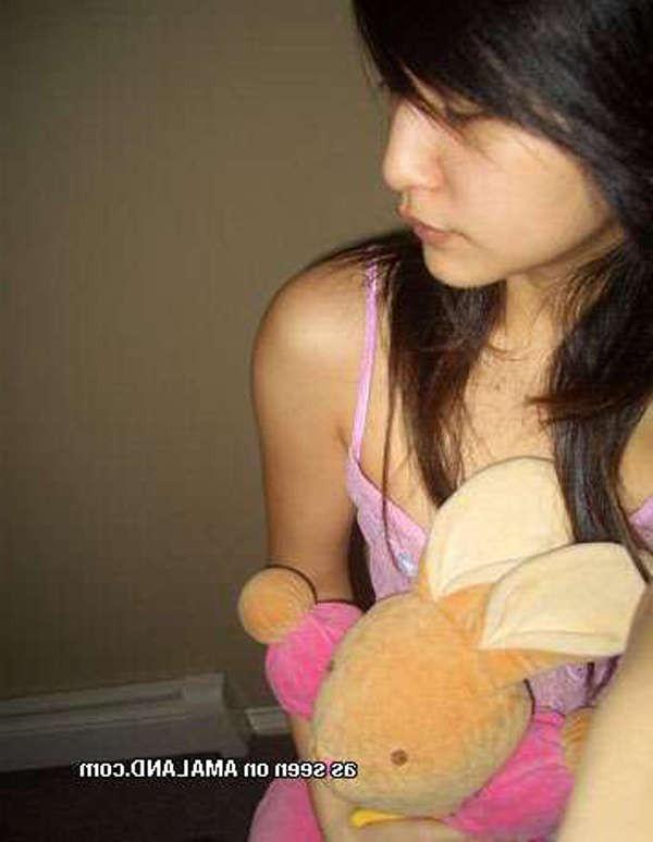 12P Hot long haired Asian princess teasing
