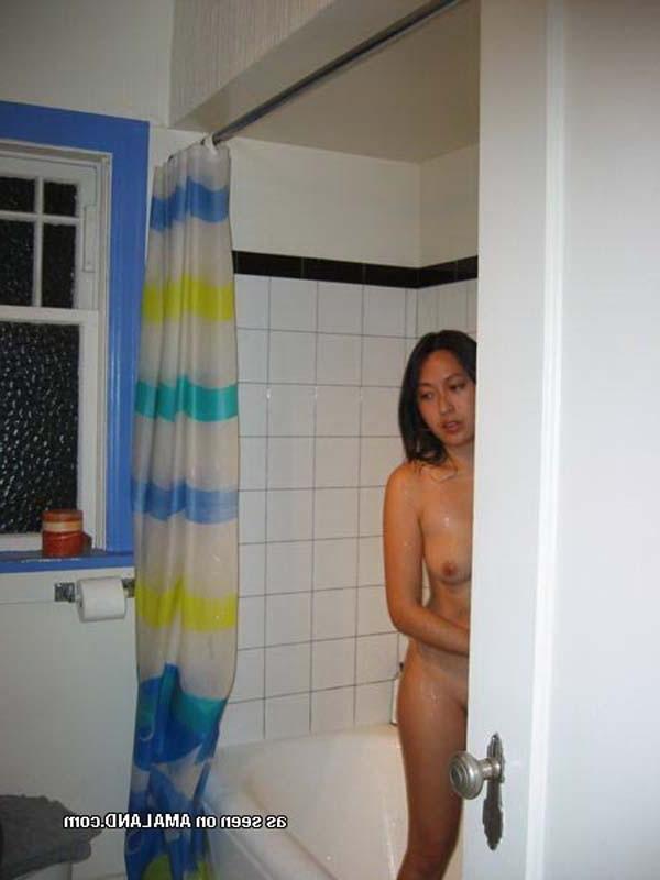 12P Sweet babe from Japan seducing us