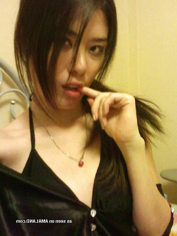 12P Solo girl from Japan teasing and posing