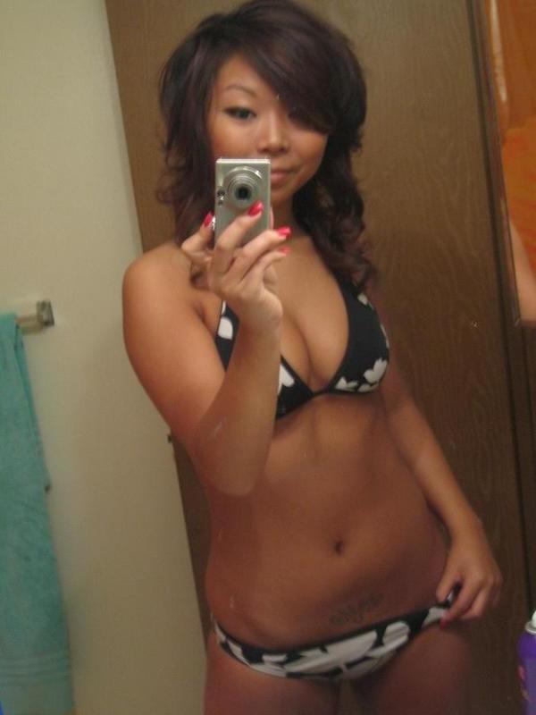 16P Asian teen self shots