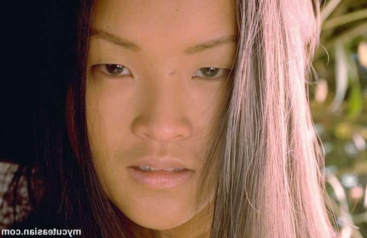 16P Asian beauty strips and opens her tight pussy