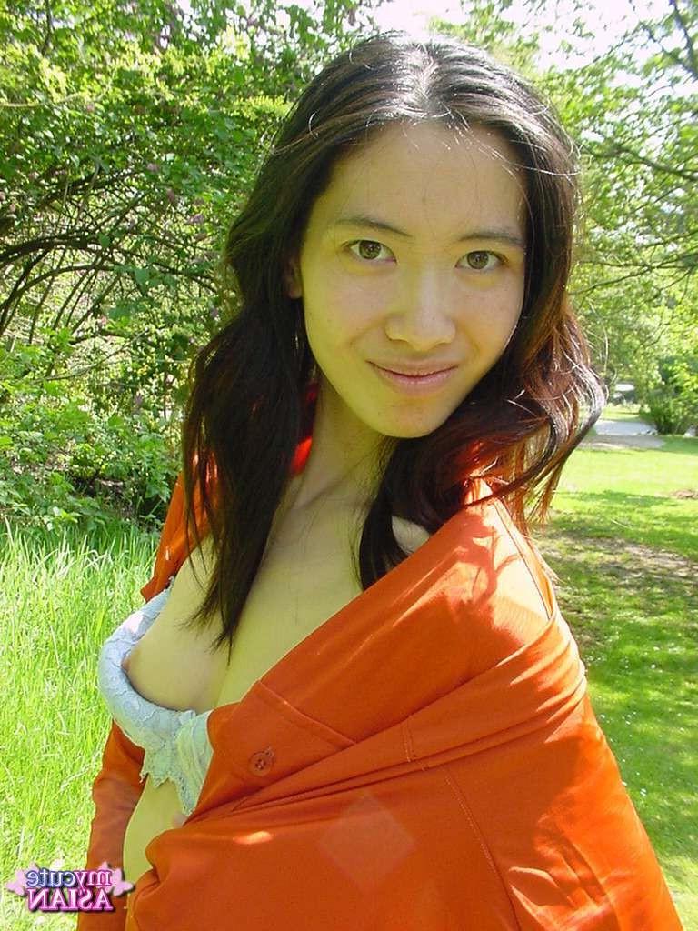 16P Long haired asian beauty shows her round tits