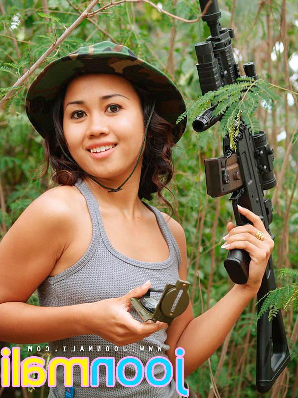 15P hot asian plays army