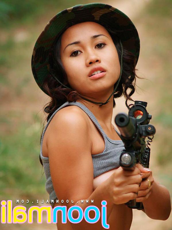 15P hot asian plays army