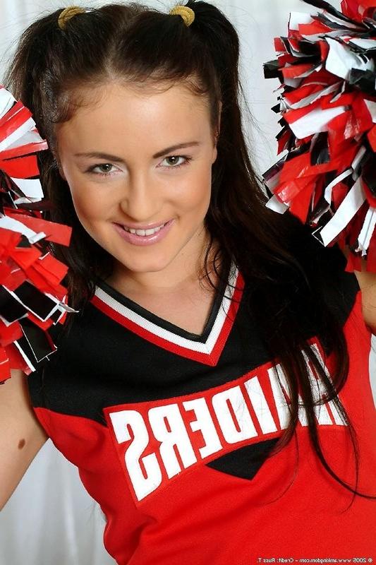 15P pigtailed cheer hoe spreads her silky ass wide and smiles