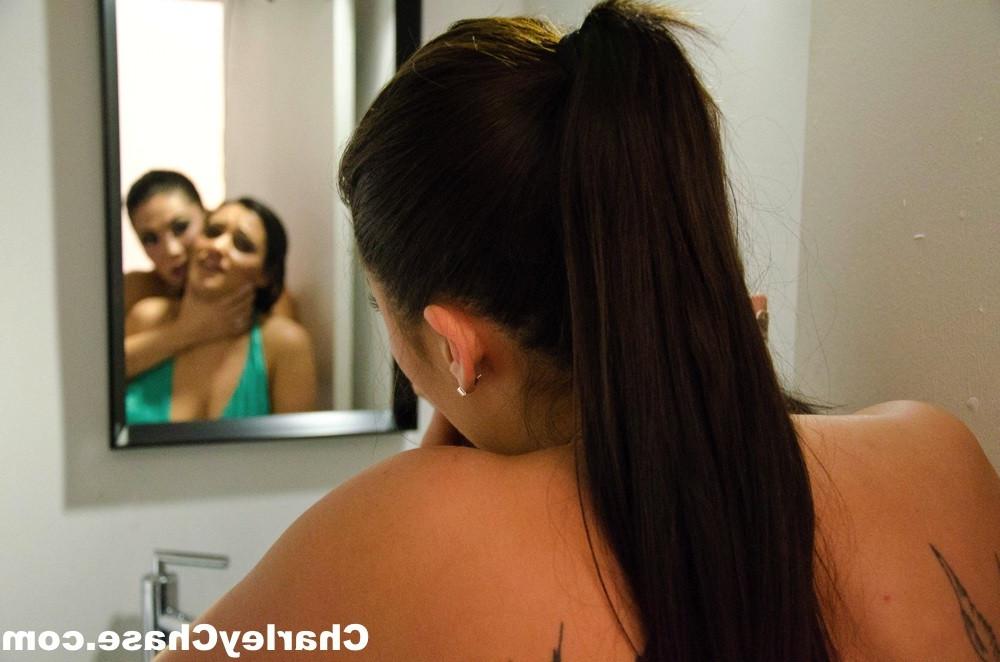 16P London Keyes Ruins Charley's Prom Queen Fantasy