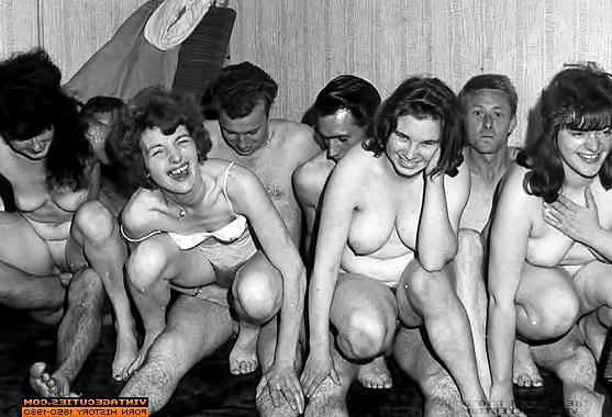 12P Vintage-Erwachsenenfotos von nackten Frauen und haarigen Fotzen