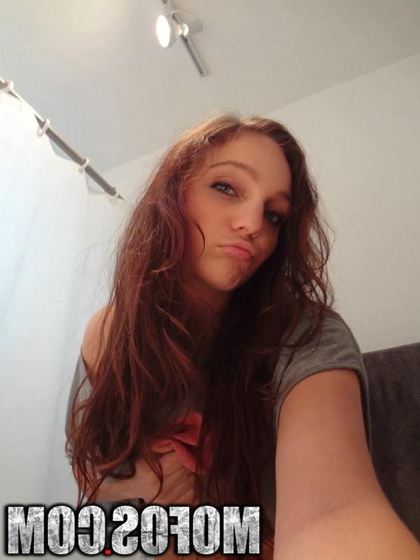 10P Ex-girlfriend gets fucked in private video