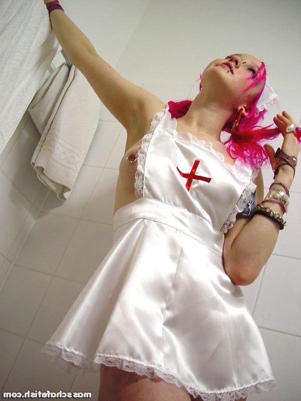 16P Pink haired goth nurse Masscha will take care of all your needs