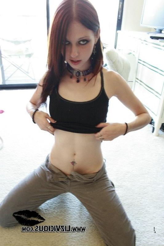15P redhead liz gently eases her clothes off