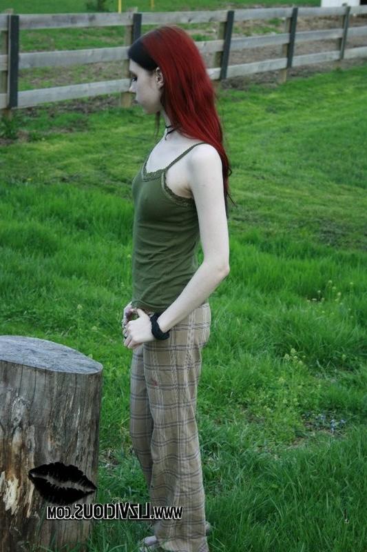 15P redhead liz on farm stripping