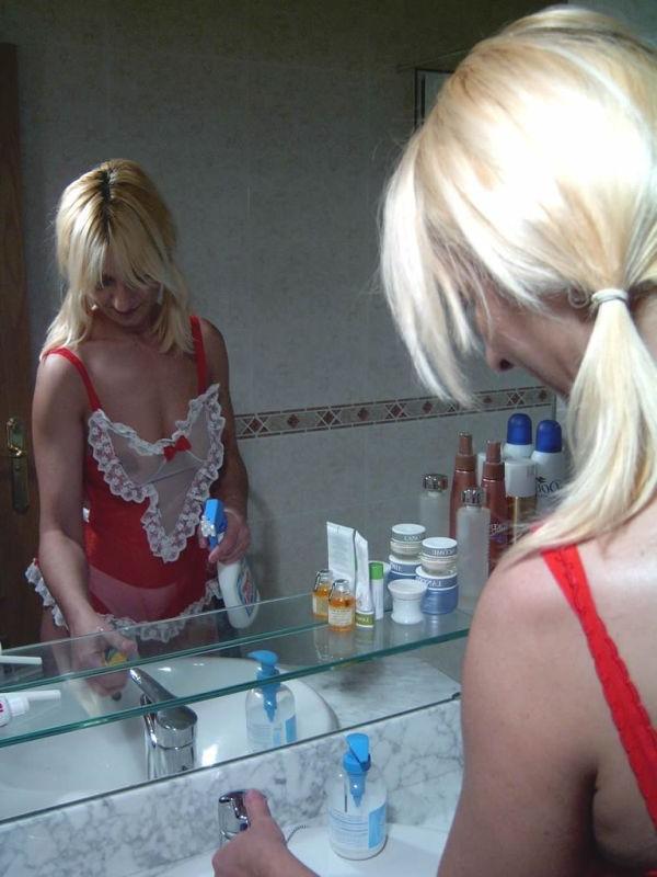 17P Blonde Housewife Spreading Her Ass And Pussy In Bathroom